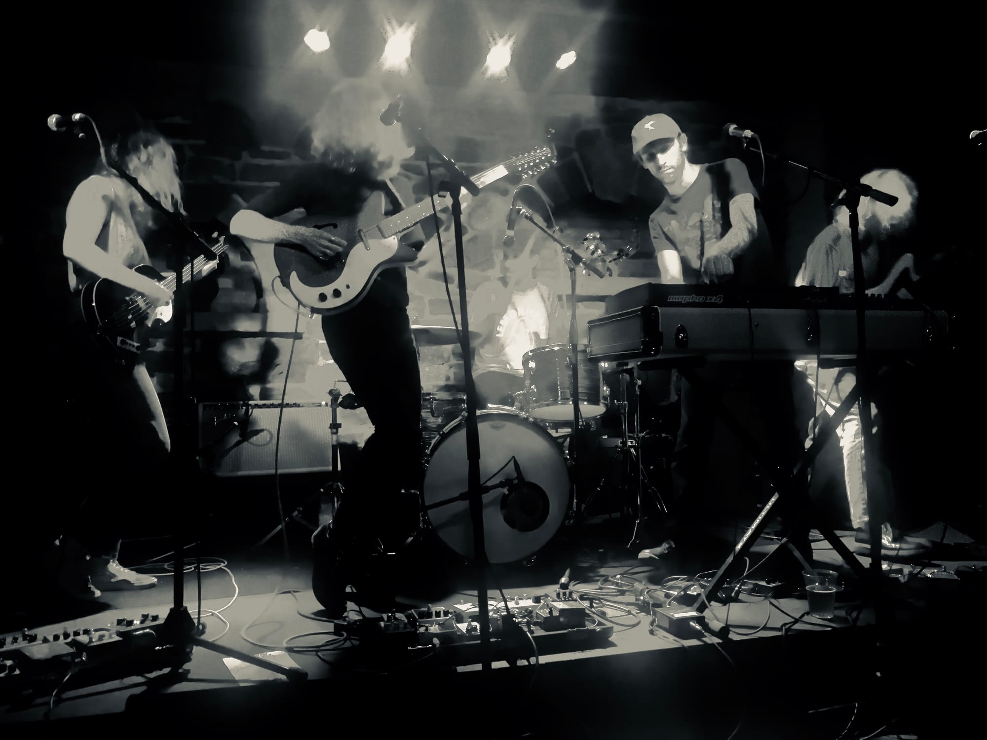 Crucial Tracks, the app